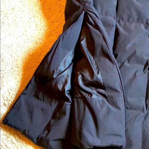 Post Card Coat with Fur Collar - Picture 9 of 11